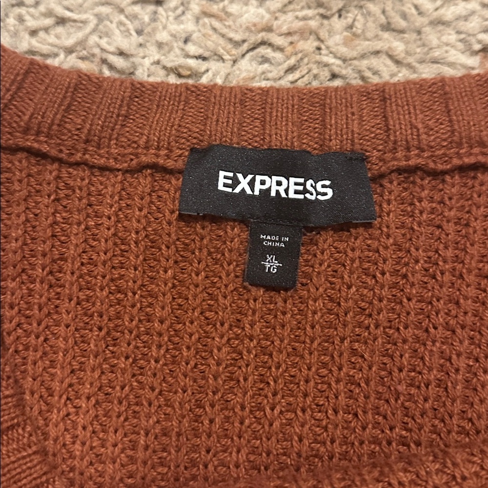 Sweater - Picture 6 of 6